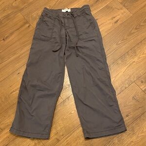 Hollister Women’s Charcoal Cargo Pants